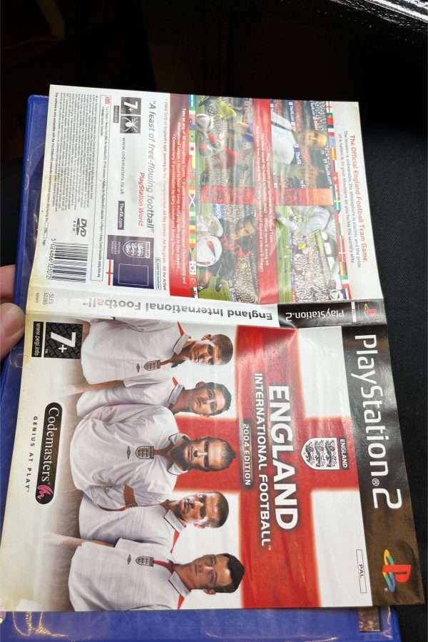 England International Football: 2004 Edition(PS2) - Image 2