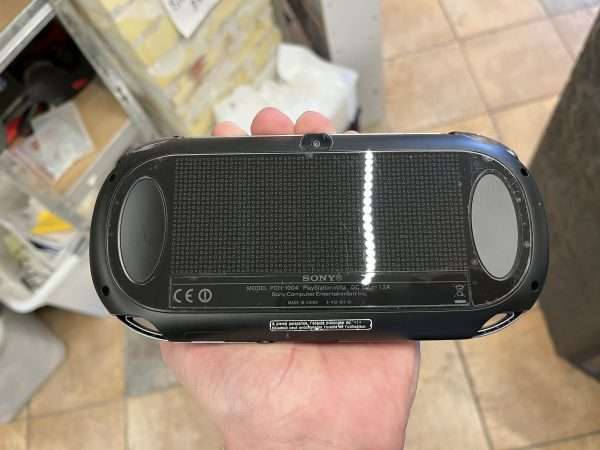 PS Vita PCH-1004 inkl 4 GB (konsol) #3 - Image 2