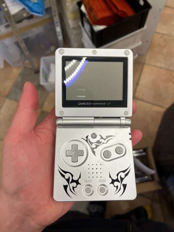 Gameboy Advance SP 001(tribal) inkl. oplader #3 - Image 2