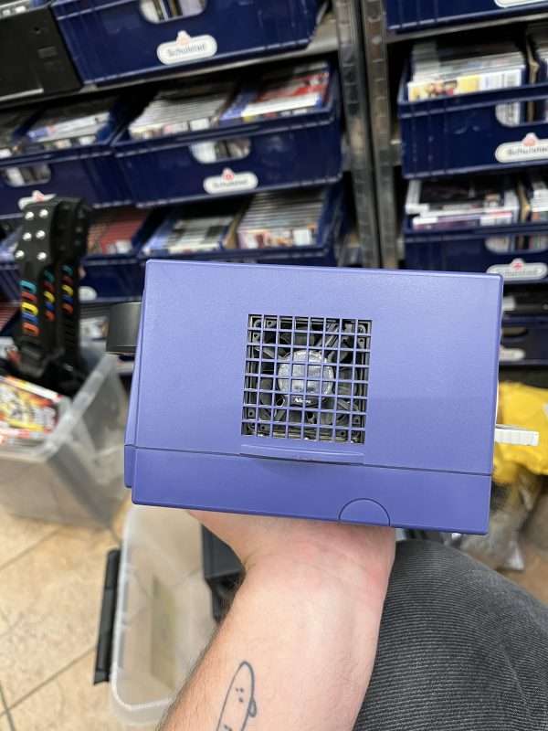 Gamecube: Purple inkl. controller, memory card og kabler(konsol) #2 - Billede 4