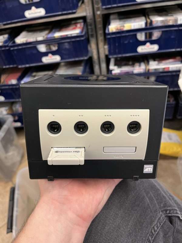 Gamecube: Black inkl. controller, memory card og kabler(konsol) #3 - Billede 4