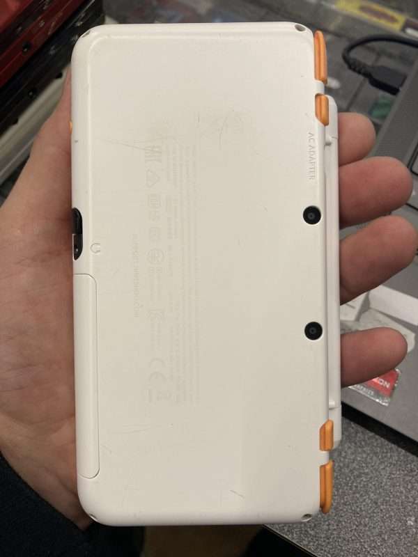 New Nintendo 2DS XL White & Orange #2 - Image 4