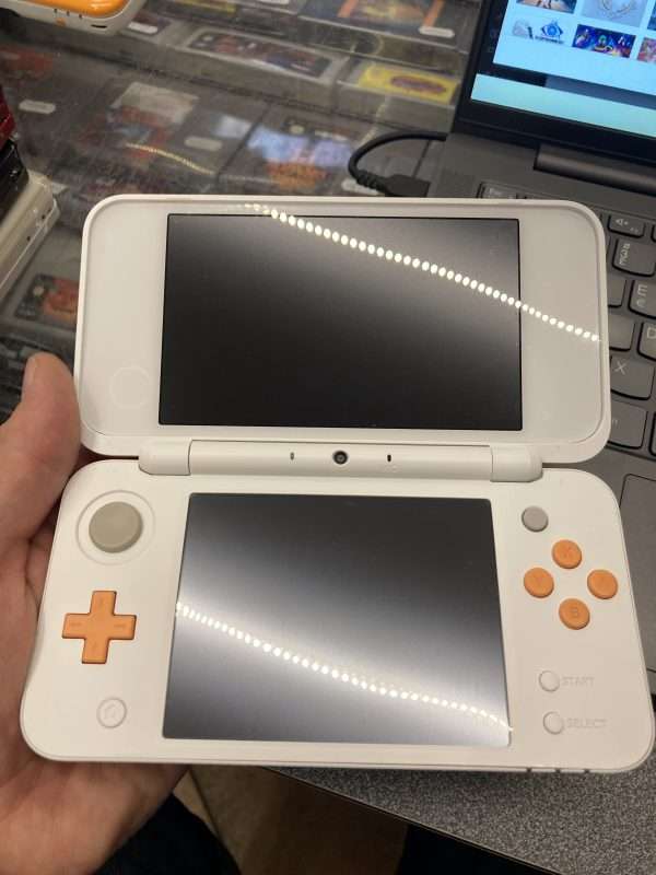 New Nintendo 2DS XL White & Orange #2 - Image 2