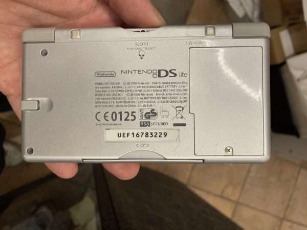 DS lite: Silver inkl. oplader #6 - Image 3