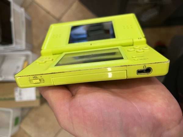 DS lite: Lime Green inkl. oplader #4 - Image 7
