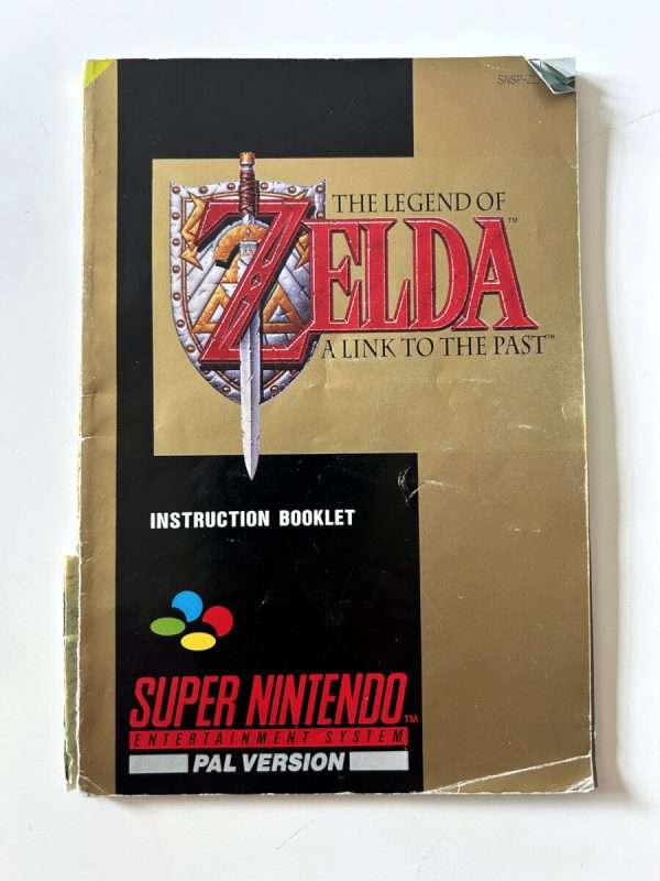 The Legend of Zelda - A Link to The Past (SNES Manual) #144