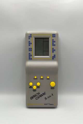 Brick Game 3-in-1(Bip Bip-spil)