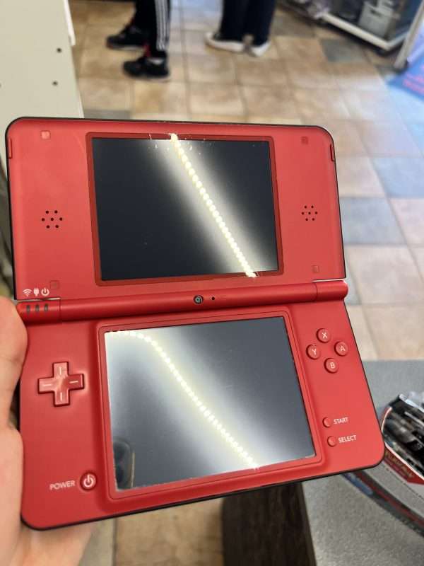 DSi XL Super Mario Bros 25th Anniversary edt. #2 - Image 2