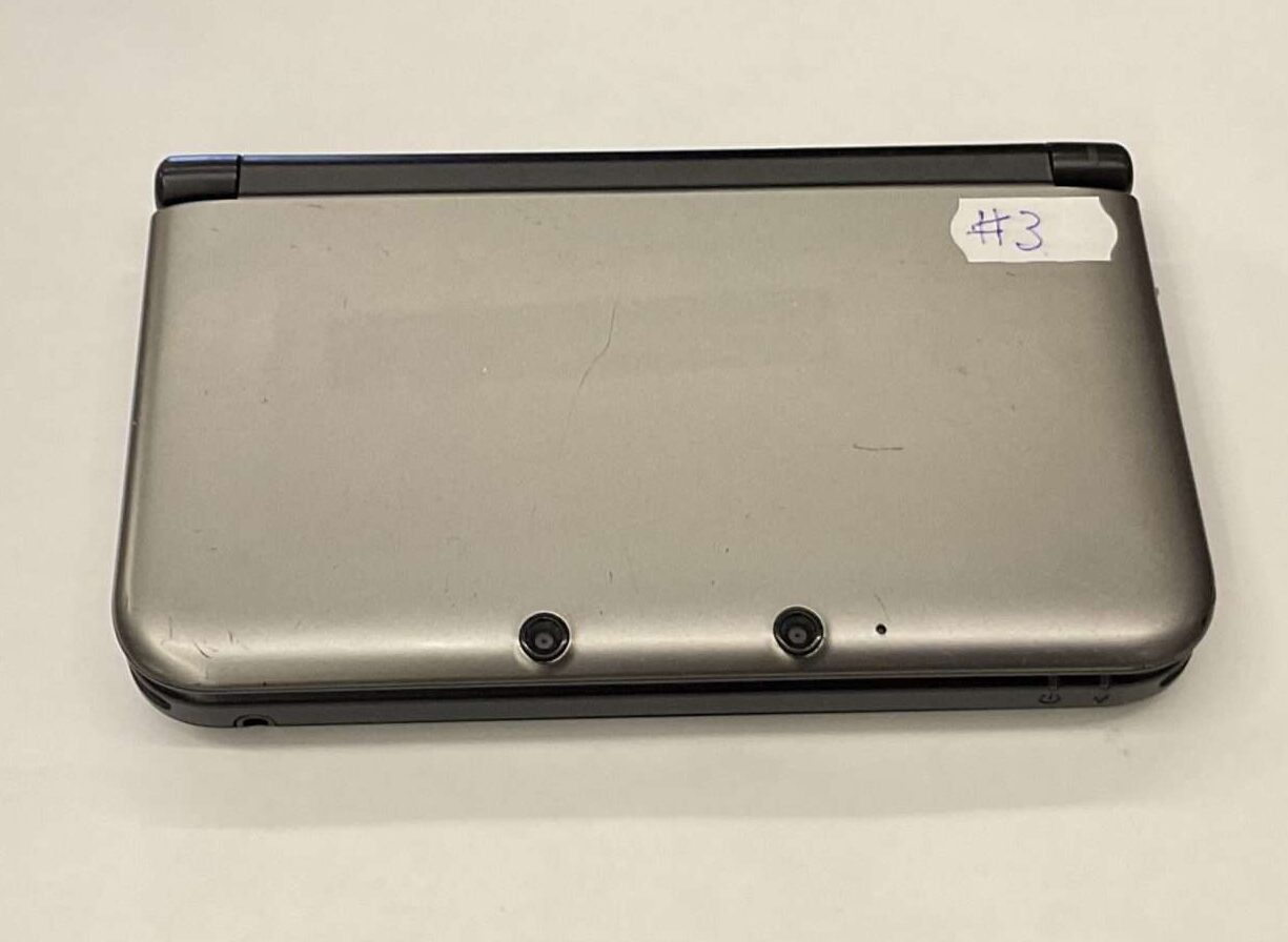 3DS XL: Metallic Grey inkl. oplader #3 - Billede 2