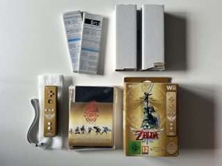 The Legend of Zelda Skyward Sword Limited edition (Wii) #4