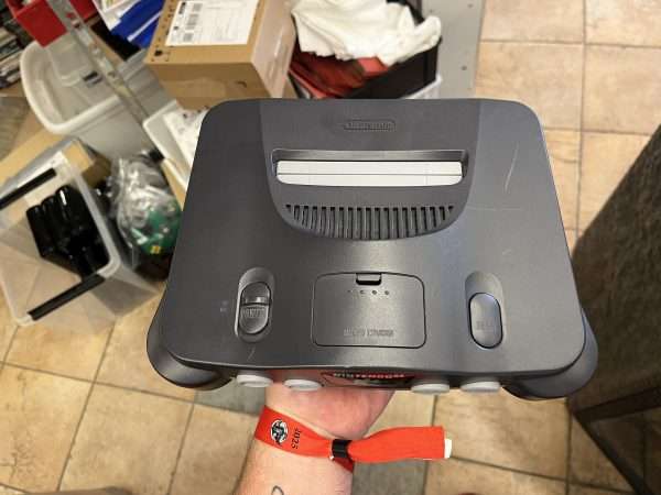 Nintendo 64 inkl strøm og av-kabel(konsol) #17 - Billede 2