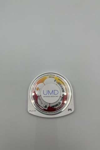 World Tour Soccer 2(PSP kun disc)