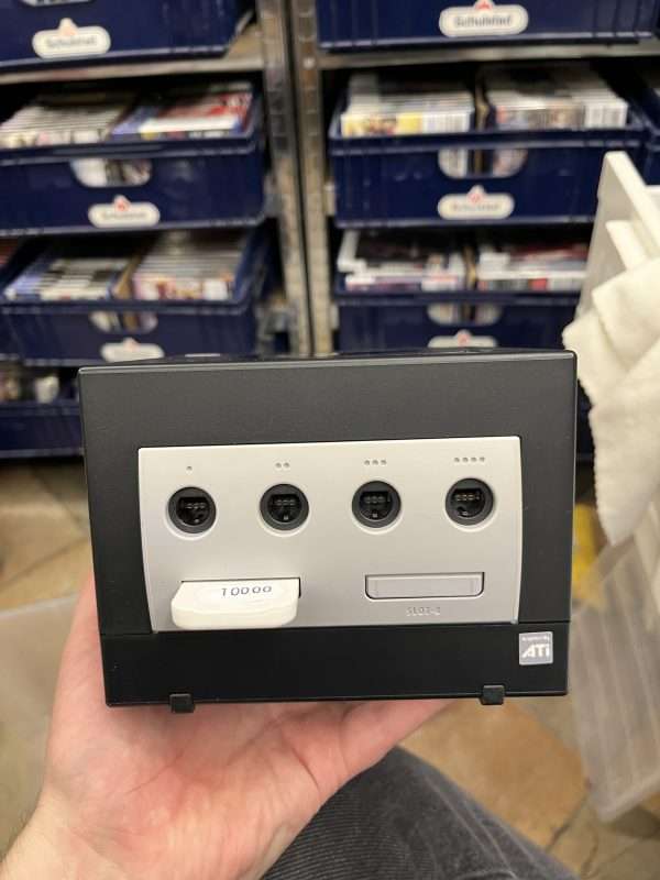 Gamecube: Black inkl. controller, memory card og kabler(konsol) #7 - Billede 4