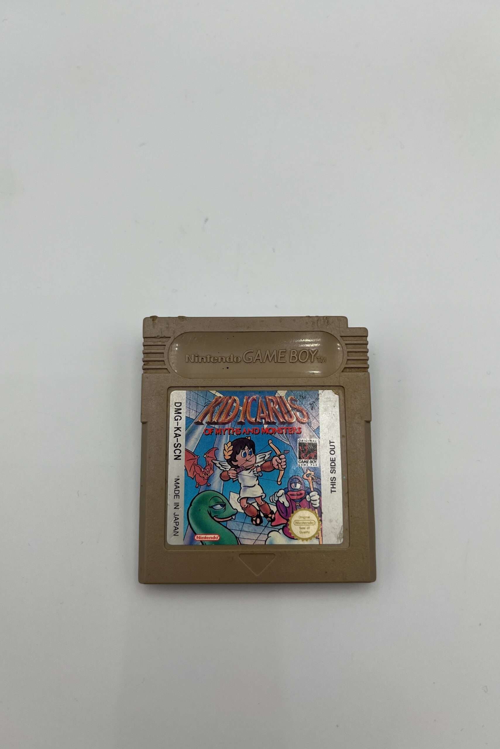 Kid Icarus: Of Myths and Monsters(GB Classic) - grim label