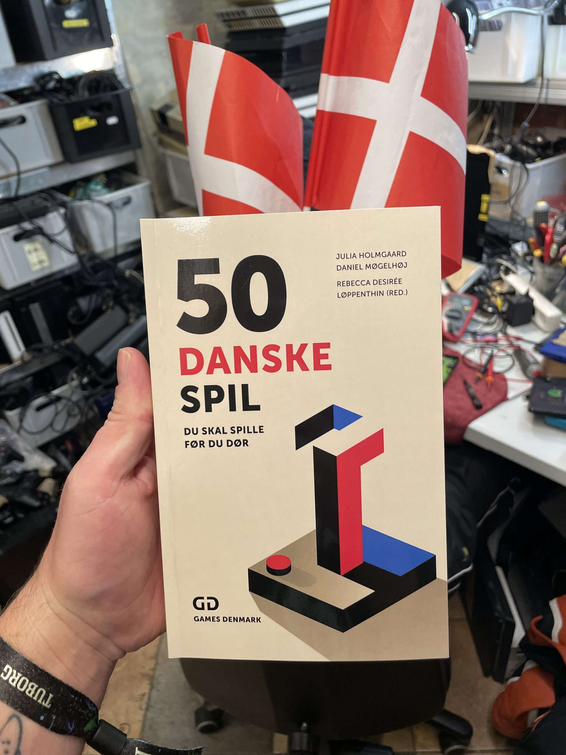 50 danske spil du skal spille før du dør(Nye bøger)